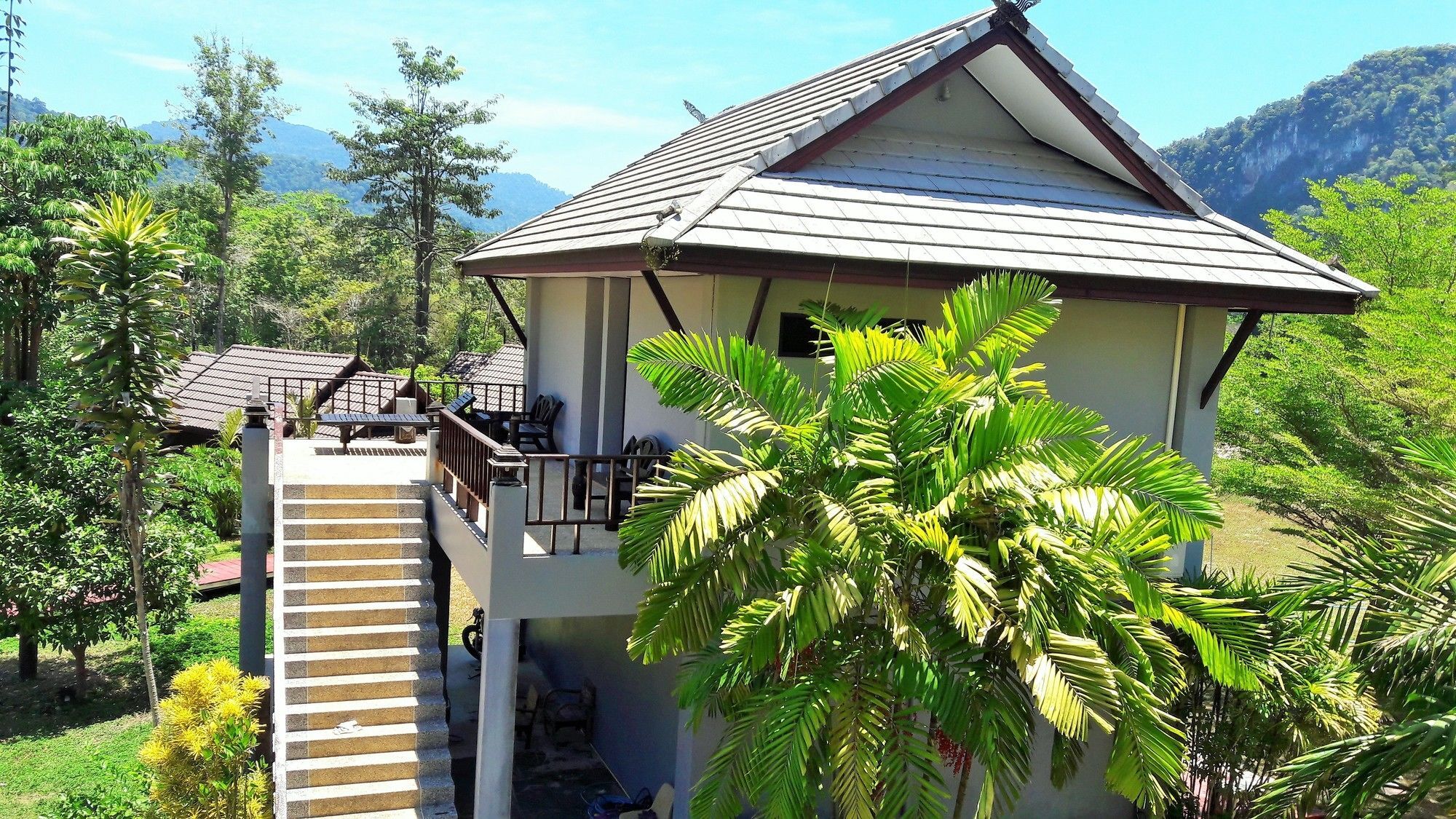 Montania Lifestyle Hotel Phanom Exterior foto