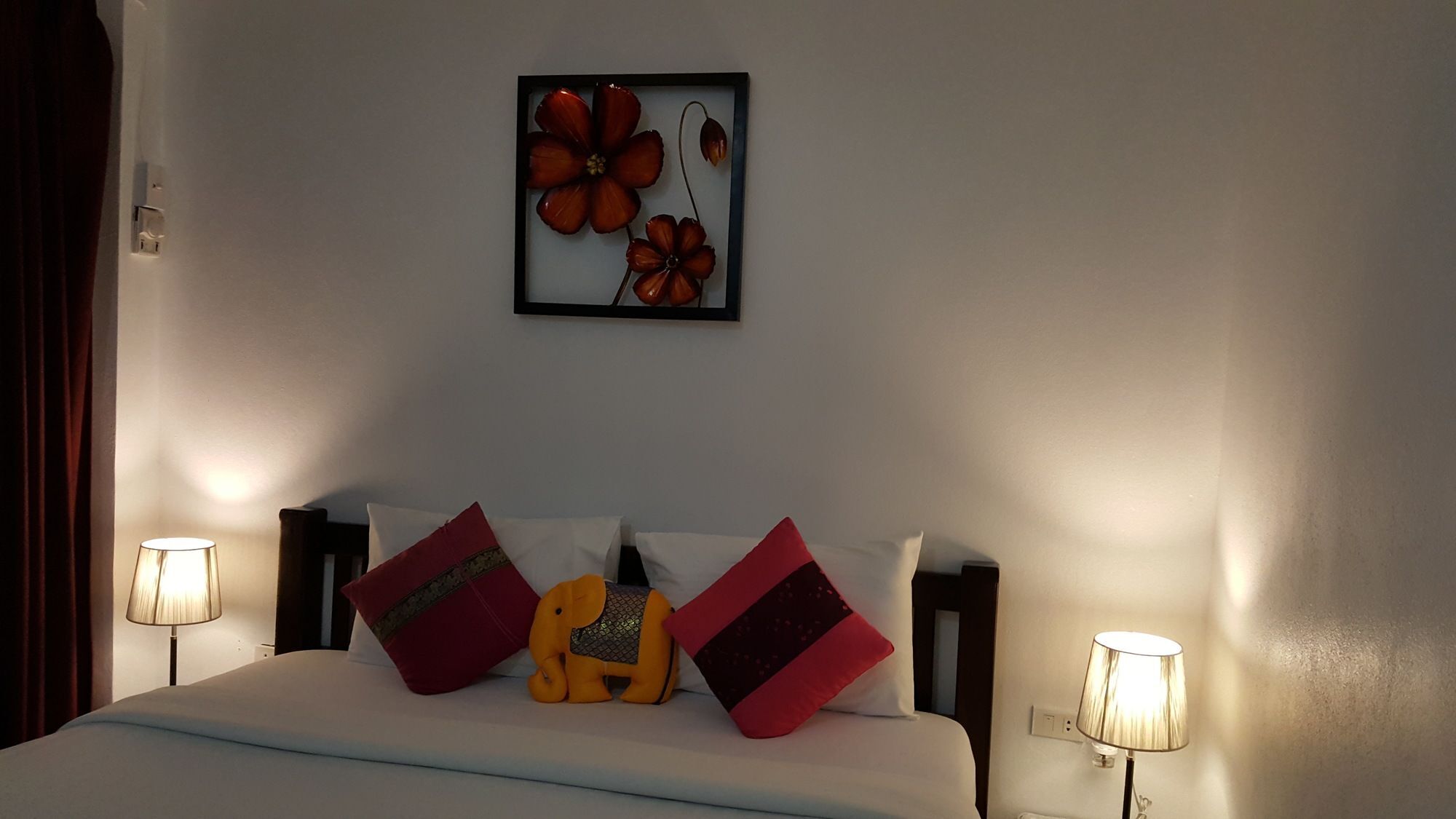 Montania Lifestyle Hotel Phanom Exterior foto